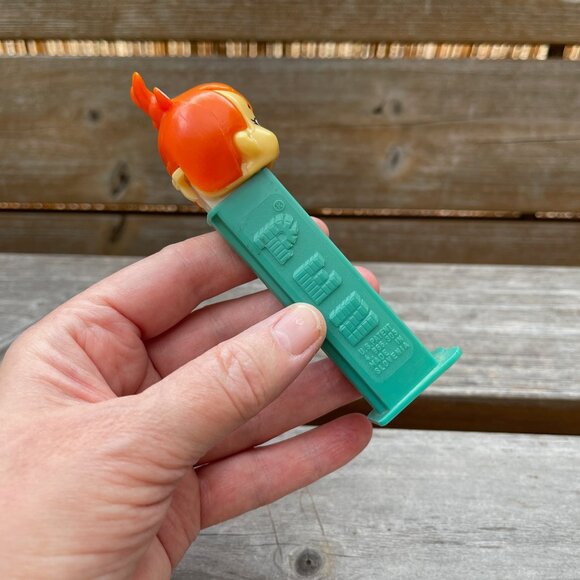 VINTAGE 90s 🍭 PEBBLES PEZ DISPENSER . 1992 FLINTSTONES MEMORABILIA . RETRO CANDY - Picture 11 of 16